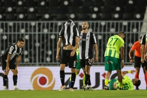 UŽIVO - Šok u Humskoj, AEK izjednačio neverovatnim golom!